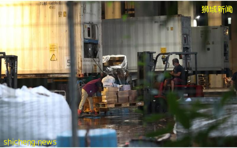 冷藏库天花板突坍塌 2000多公吨海鲜腐坏