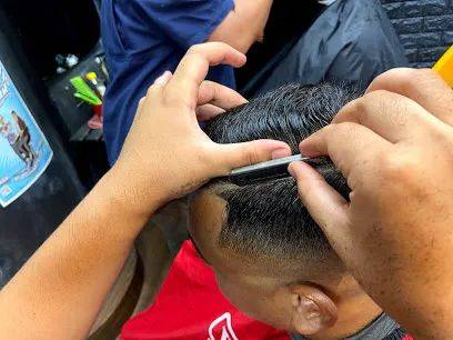 新加坡26个食阁摊位紧急关闭，因病毒传播中！11个最新病患到访地