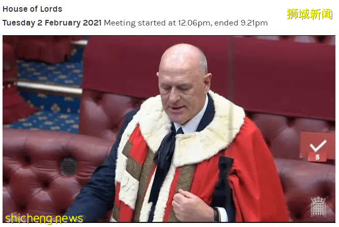 15岁就辍学的少年,竟创办了一家价值约10亿英镑的公司,如今被授予英国终身贵族爵位,光鲜背后,都是无人知晓的努力和坚持