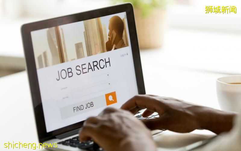 收近30万服务费无牌帮755人觅职 男子判监罚款