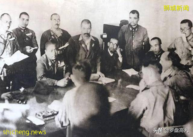 新加坡旧影：1942年日军入侵新加坡要塞的景象 