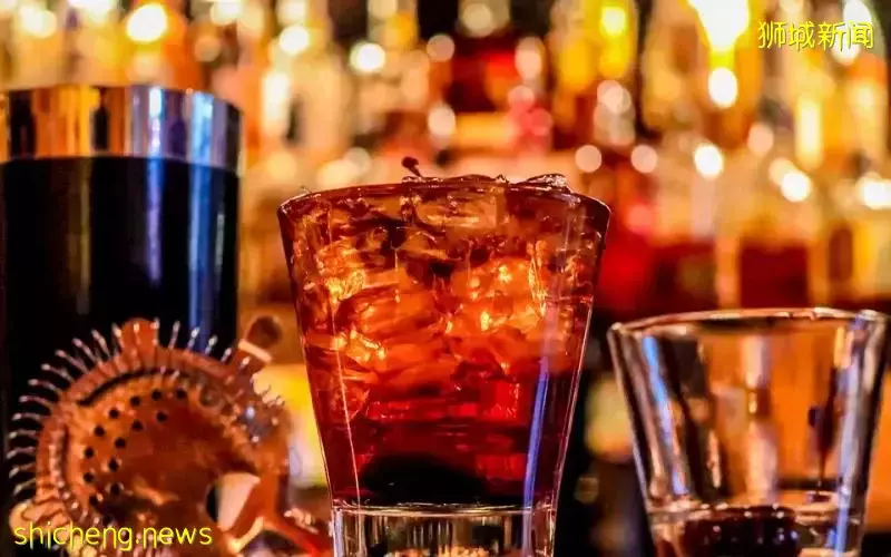 醉酒闯工地纵火 青年被判监