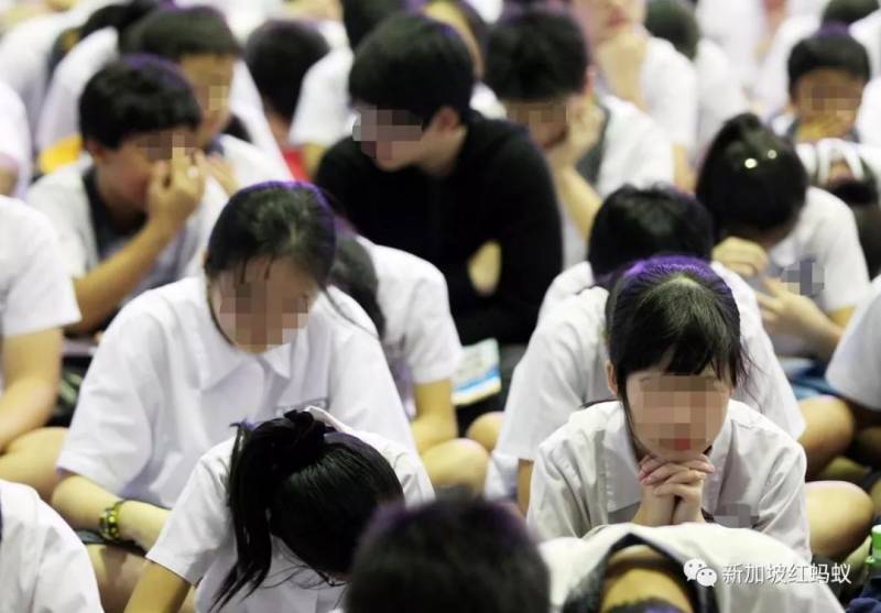 新加坡教育强调创意　家长们竟不排补习班改彻夜排美术班