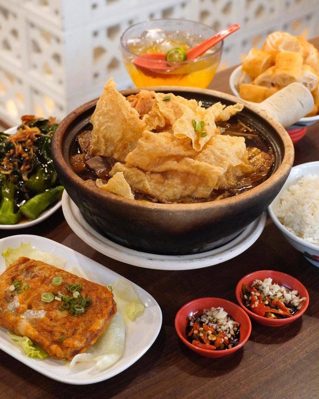 正宗道地好滋味🤤 新加坡也能嘗到的“馬來西亞美食”大搜羅！槟城、怡保、新山、砂拉越都有💥