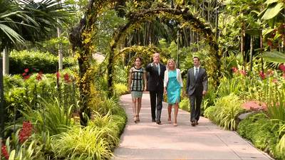 李顯龍發文祝賀拜登！拜登曾在新加坡街頭閑逛，買了一杯甘蔗汁