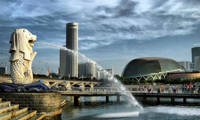 李光耀家族:中國血脈的新加坡第一豪門,爲何與我們不複相認