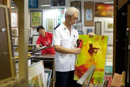 成堆旧衣、玩具、书籍不知道怎么办?新加坡这几个捐赠处来帮你