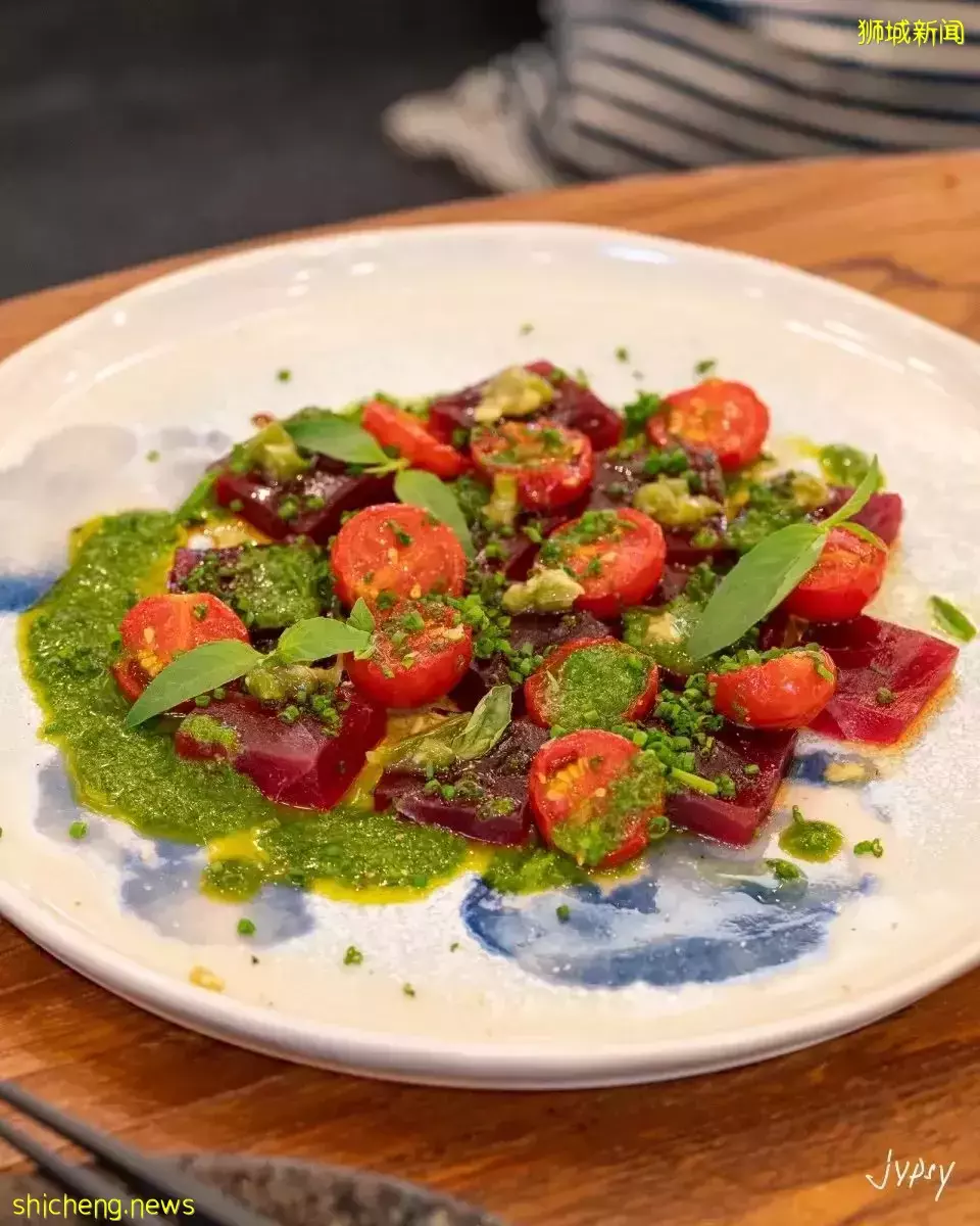 孙燕姿最爱的PS. Cafe开日料店!滨海湾的一线美景,太享受了