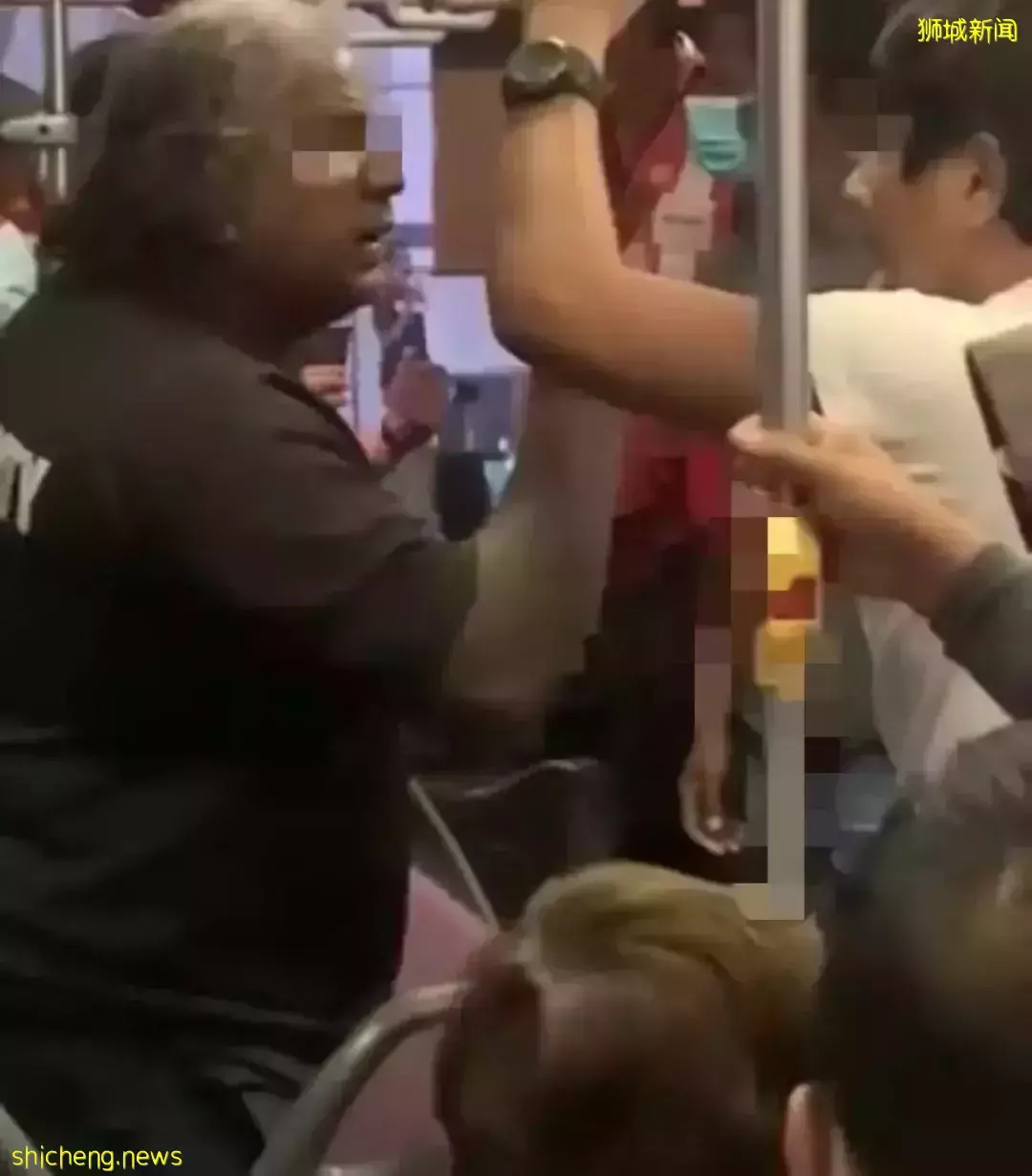 新加坡公交车上,这两人竟摘下口罩打架!越来越多人不敢出门