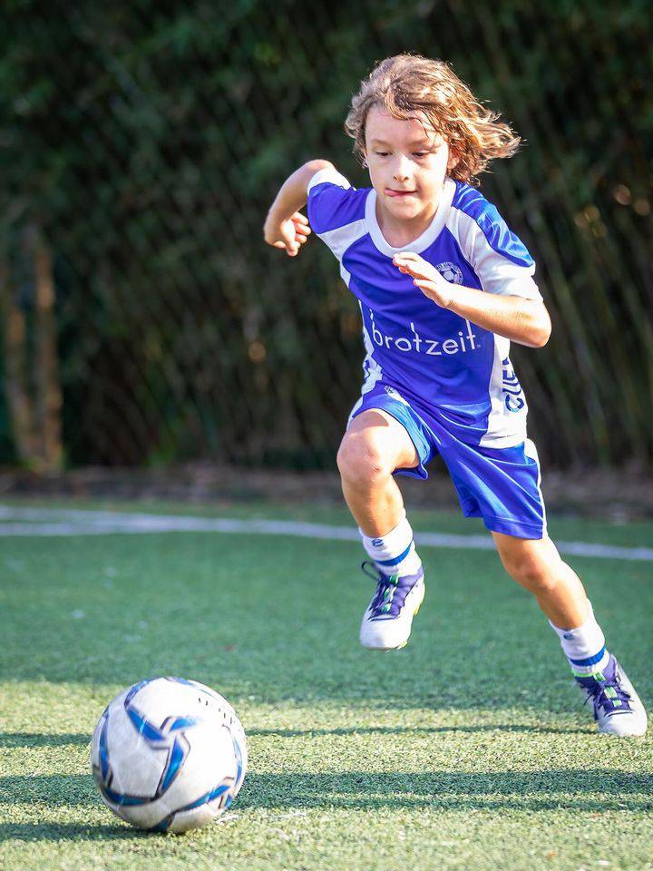 4歲就可以開始學足球~新加坡18家足球俱樂部，有離你最近的嗎