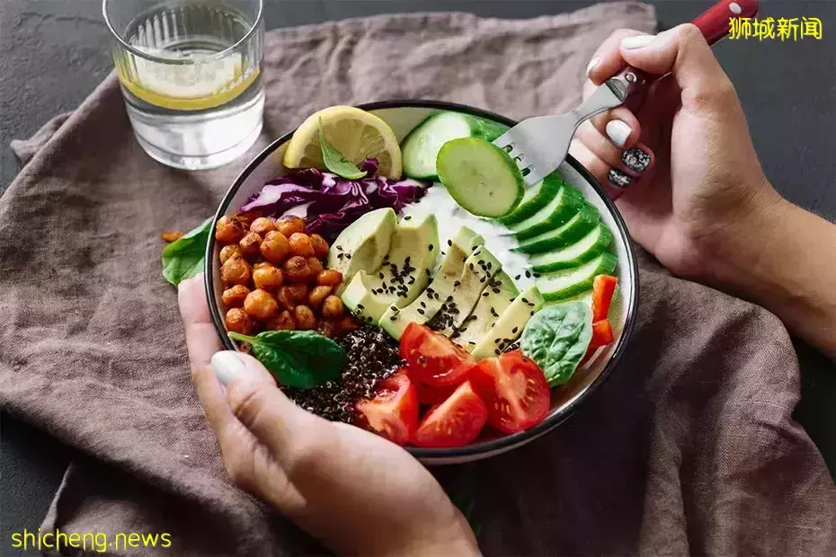 小毛病大問題!在新加坡,這些腸胃小毛病再不重視就太遲了