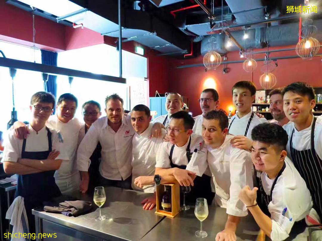 他是如何从新加坡留学生,变身魔都爆火网红餐厅主理人