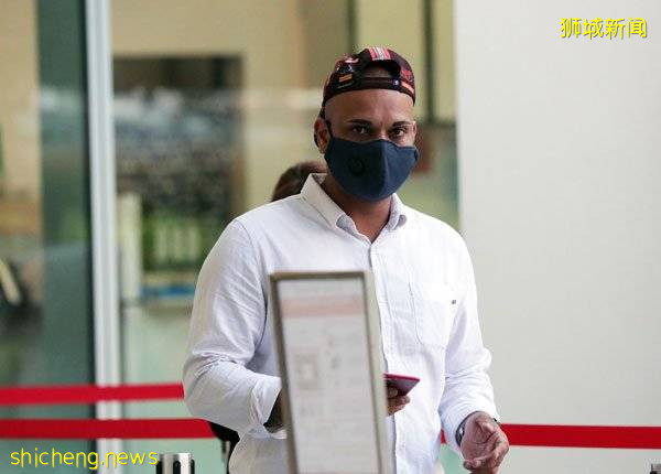 从新山走私小狗小鸟 “猪队友”被逮个正著