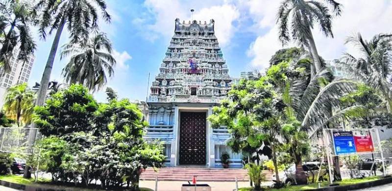 新加坡殖民地时代,华人、洋人、印度人和马来人都向这群人贷款