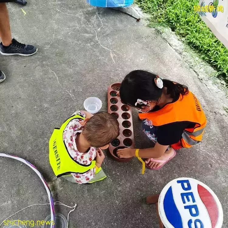 Diggersite圣诞特别活动🌲操作挖掘机+充气城堡+手作活动,带娃来铲泥挖土