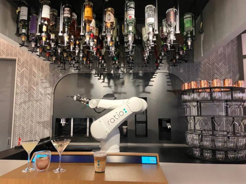源自上海的機器人咖啡館"Ratio"進駐新加坡，接地氣泡起南洋咖啡