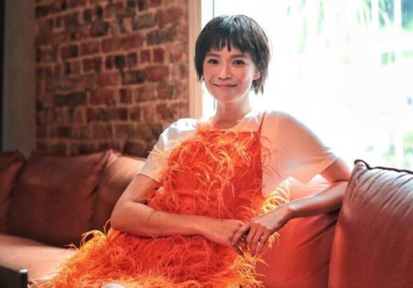 出门被安娣骂“很讨厌你” 陈凤玲委屈泪崩