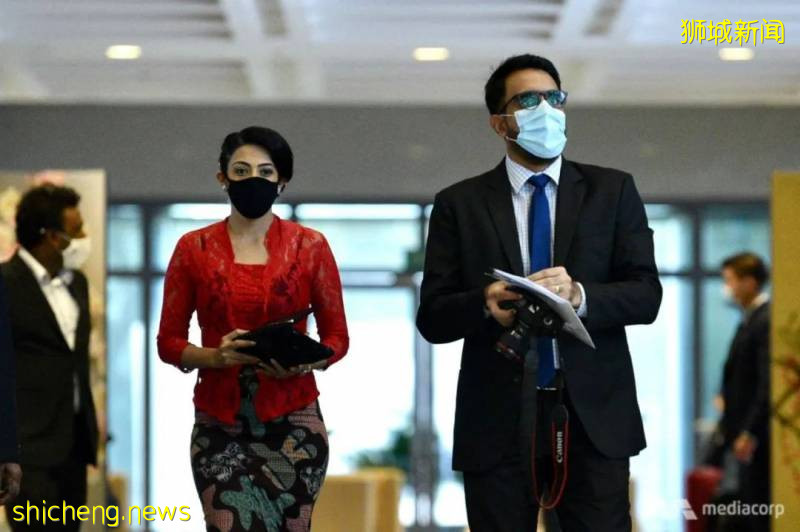 明星臉，身材火辣！新加坡這位政客的老婆驚豔全場