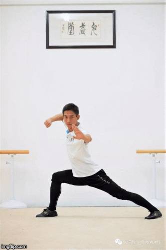 这个假期营有点狠!跟着世界冠军学,秒变新加坡武术、搏击小达人