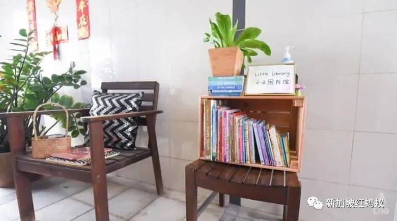 有一种新加坡“乡村精神”，叫作组屋区的小小图书角落