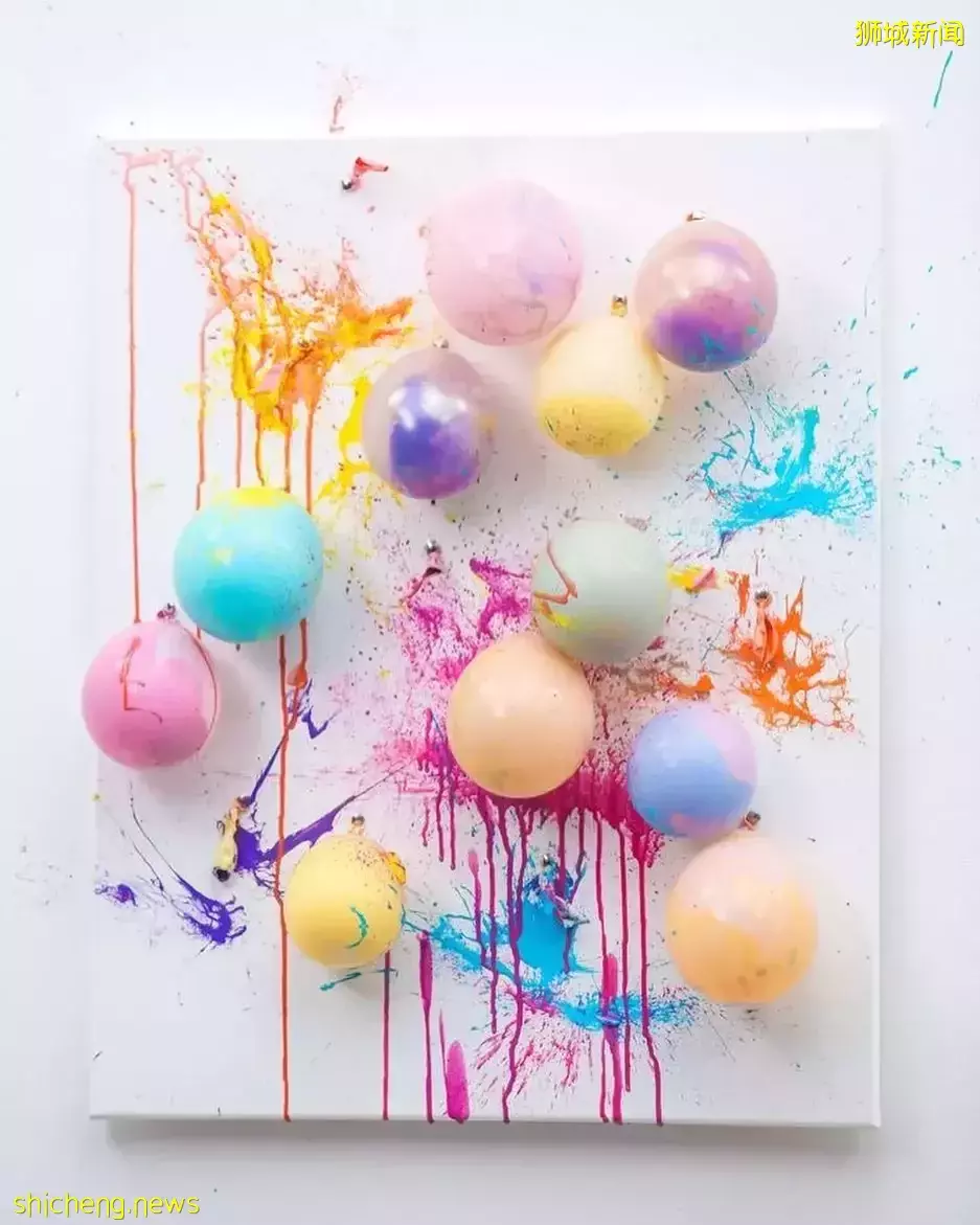 又有稀奇的Art Jamming方式!用气球作画,大力甩出颜料飞溅,解压又好玩🎈