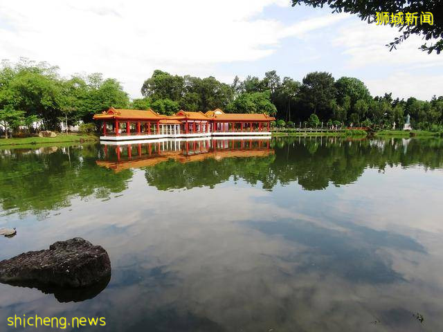 一个多元文化的城市国家:新加坡