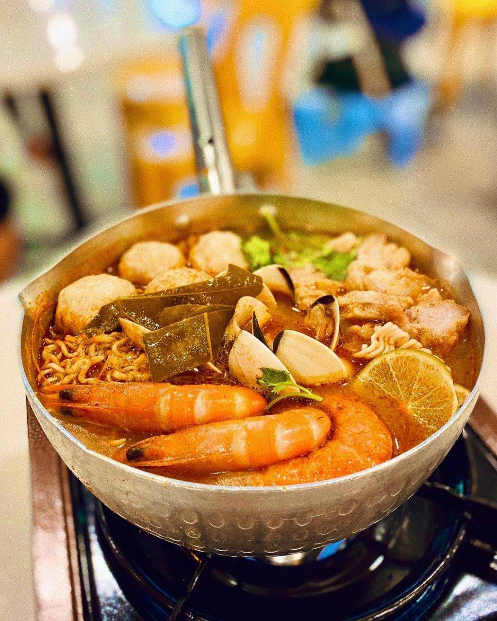 穿越泰國街頭🇹🇭 精選6大平價泰式餐廳，最低只要S$0.80🤩 跟著清單吃一遍，絕對滿足你的胃