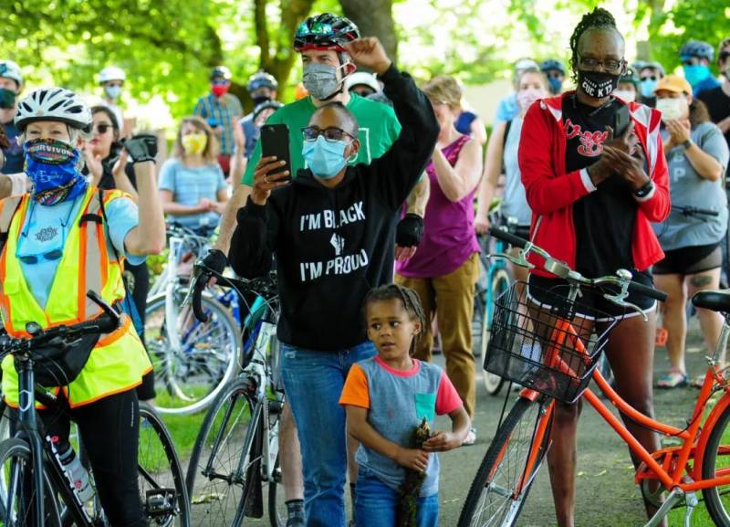 11月起，20人的旅遊團開放！下周去電影院必須戴這個