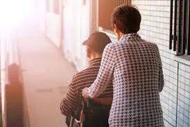 遠嫁新加坡，我該如何給父母養老