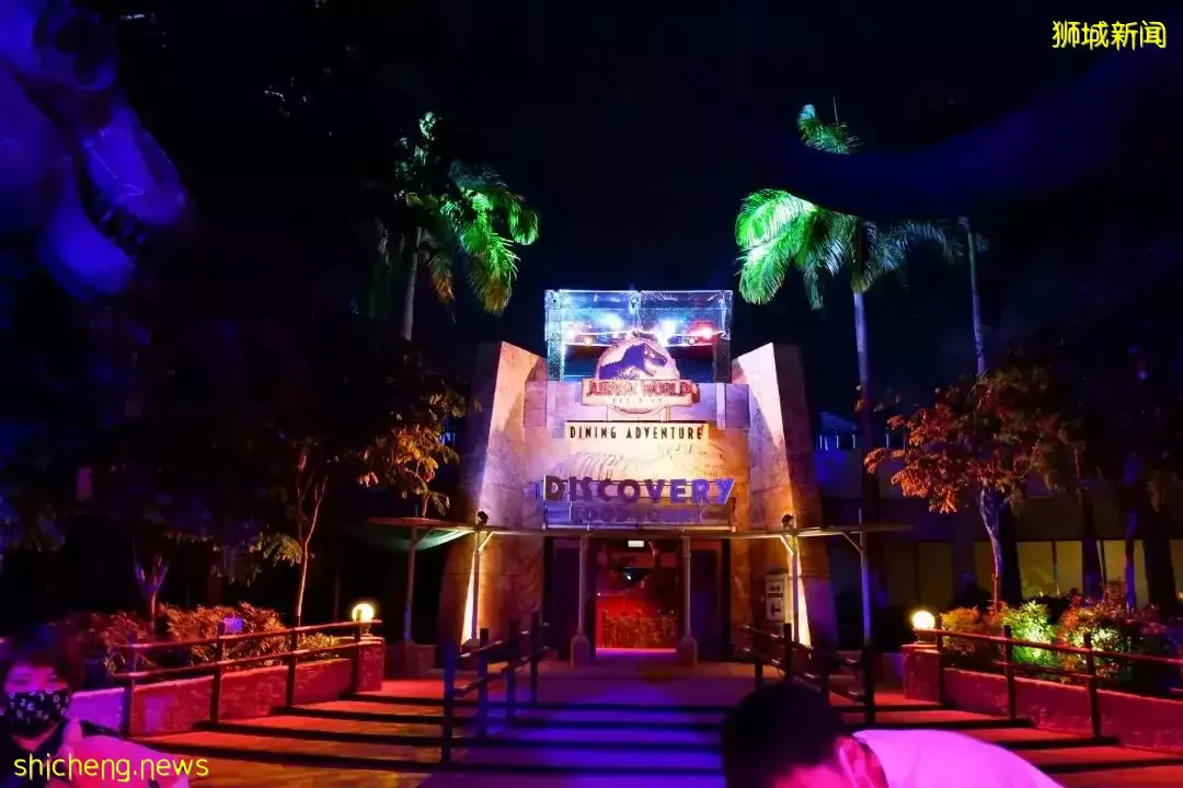 新加坡环球影城搞事情！恐龙大餐，超刺激的侏罗纪盛宴来啦
