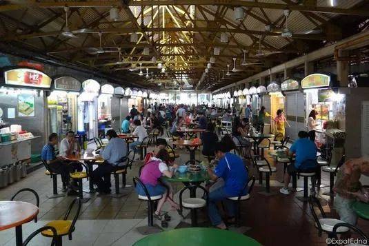 太髒了！新加坡這個小販中心引發網友熱議