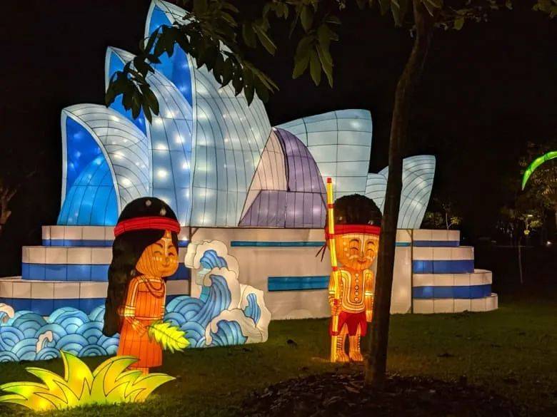 28組彩燈照亮裕廊湖花園！去新加坡世界名勝走走，期許疫情“明天會更好”