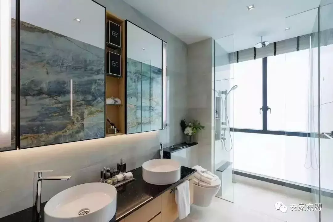 Belgravia Ace最後一個周末看房，已經上百張支票，可能開盤賣掉九成，不提前交支票就可能沒機會了，最後一個別墅大盤