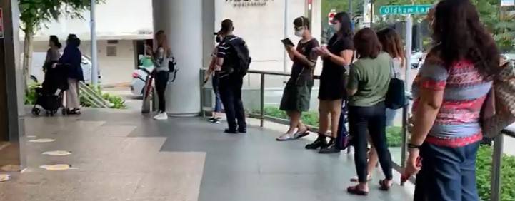 大家都領了口罩了麽？ 新加坡又發口罩了！庫存充足大家可避開高峰領取