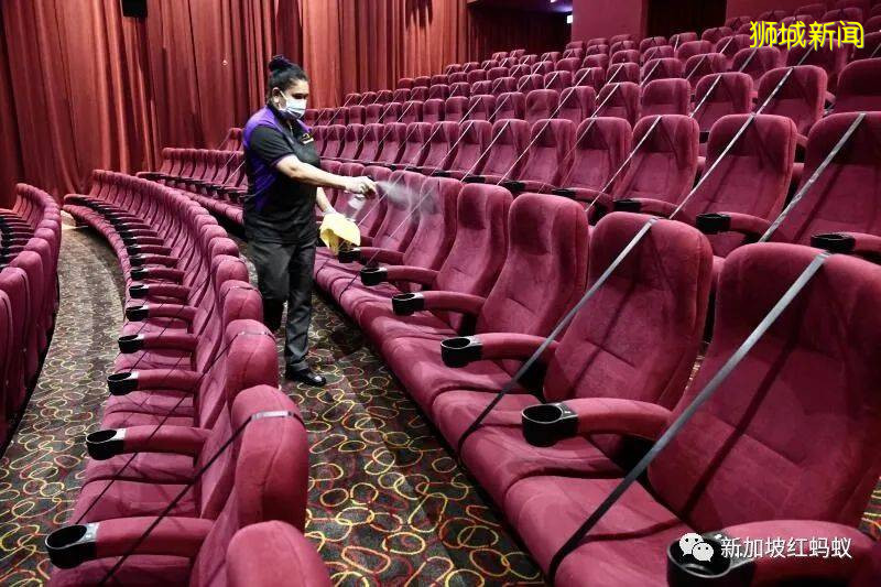 戴口罩成为新常态，于是有人开始钻漏洞，可不戴就不戴