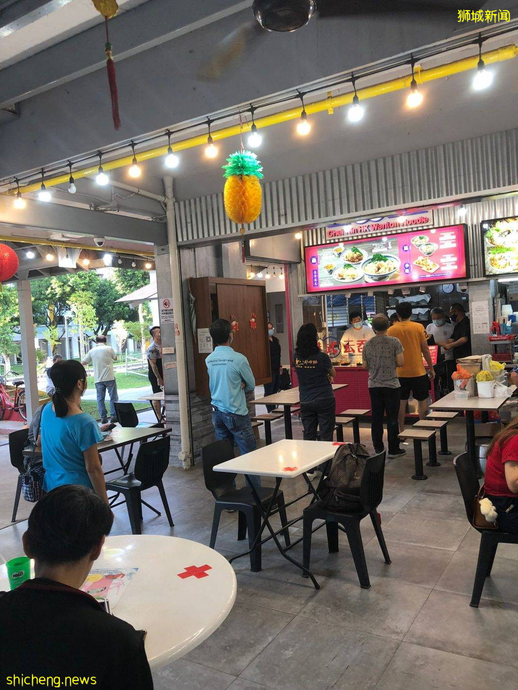 前翡翠名厨开店卖云吞面!义顺“坚哥港式云吞面”日售700碗🔥$5吃到古早正宗美味🍜