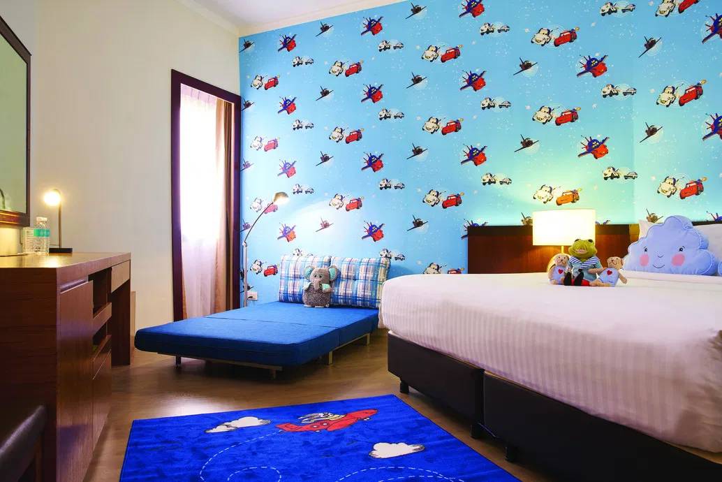 新加坡25家親子酒店周末小住!遊艇、樹屋和海底景色美不勝收,攻略太全了