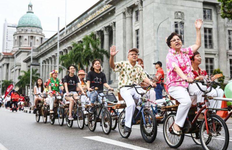 “移民新加坡後，難道我以後還要回中國養老嗎！？”