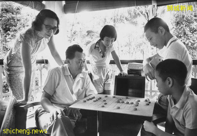 新加坡開國總理之孫面臨牢獄:無人護你一世,只能強大到沒有軟肋!