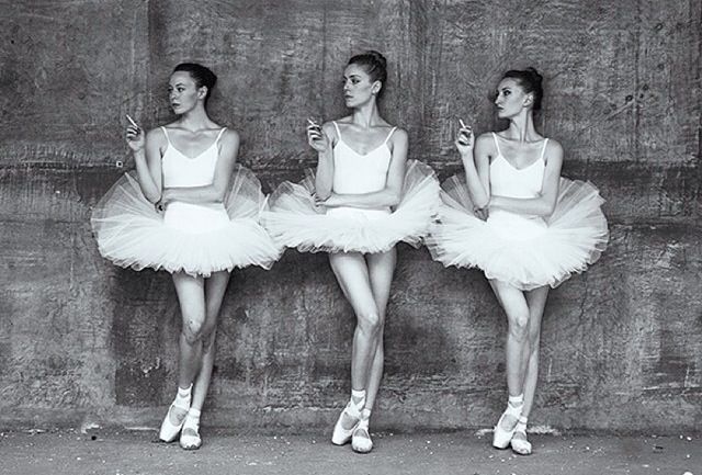 smoking-ballerinas.jpg