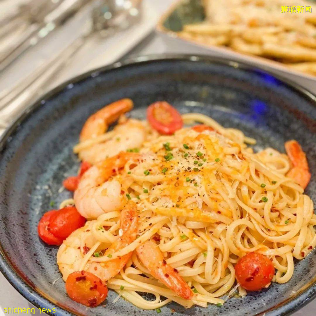 獅城高校美食 可以吃一路的環Kaplan美食地圖，各國料理不重樣