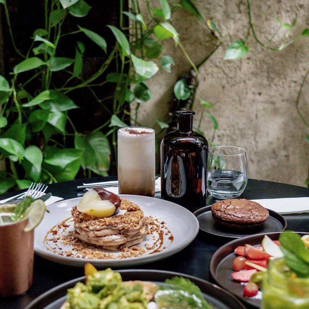 陰天的獅城，喚醒我的不是鬧鍾，而是"Egg Benedict"