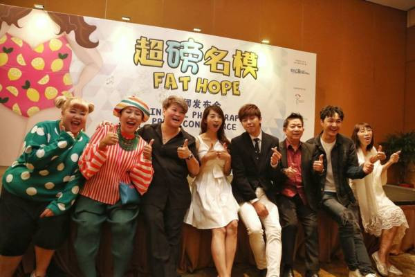 因疫情未上映 獅城電影《超磅名模》 成“小鬼” 遺作