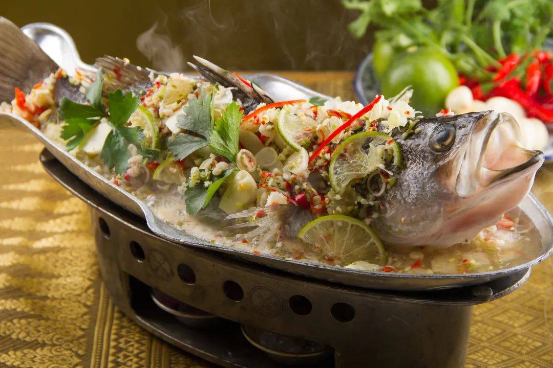 新加坡這家泰國餐館居然有100多種泰式料理@暹羅村!酸酸甜甜的口味嗨翻你的味蕾