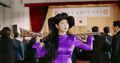 期待！“满月社长”IU巡回演唱会要来新加坡啦