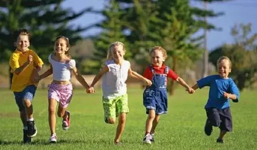 盘点8个国家不同的儿童节庆祝方式。英国好刺激,新加坡很难不爱