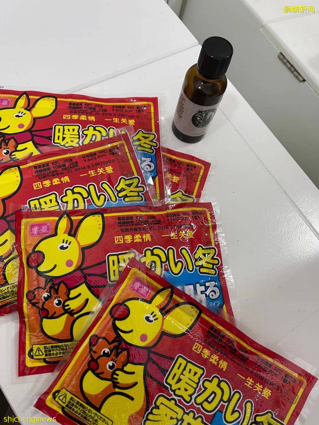 26岁女孩在新加坡确诊，高烧、呼吸困难，自己叫救护车去医院