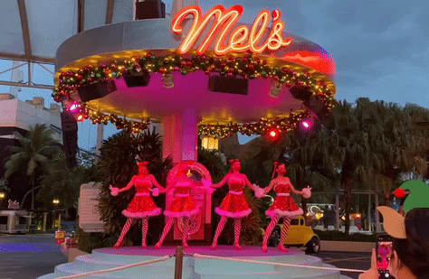 新加坡环球影城隐藏新玩法，仅2天！烟火秀、现场演出、不用排队、热带飘雪、网红美食