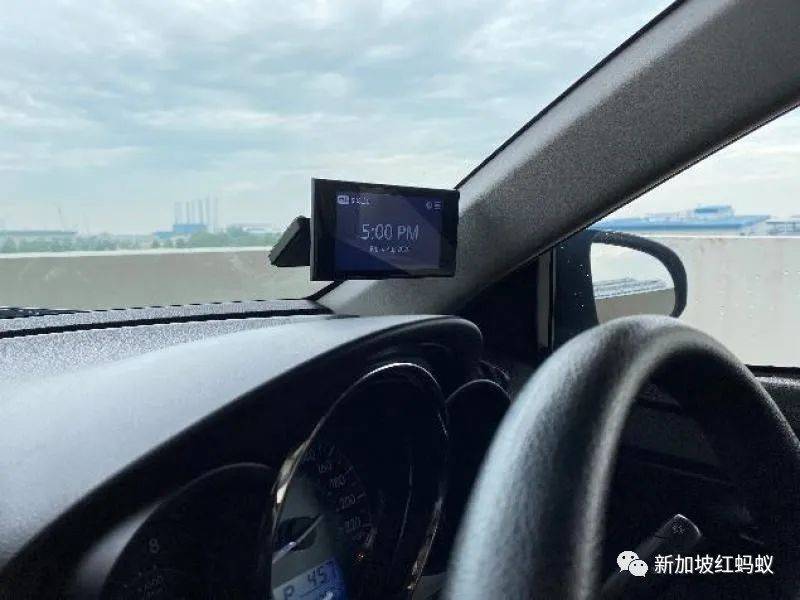 網民對新一代公路電子收費系統有諸多疑問,新加坡交通部長有問必答