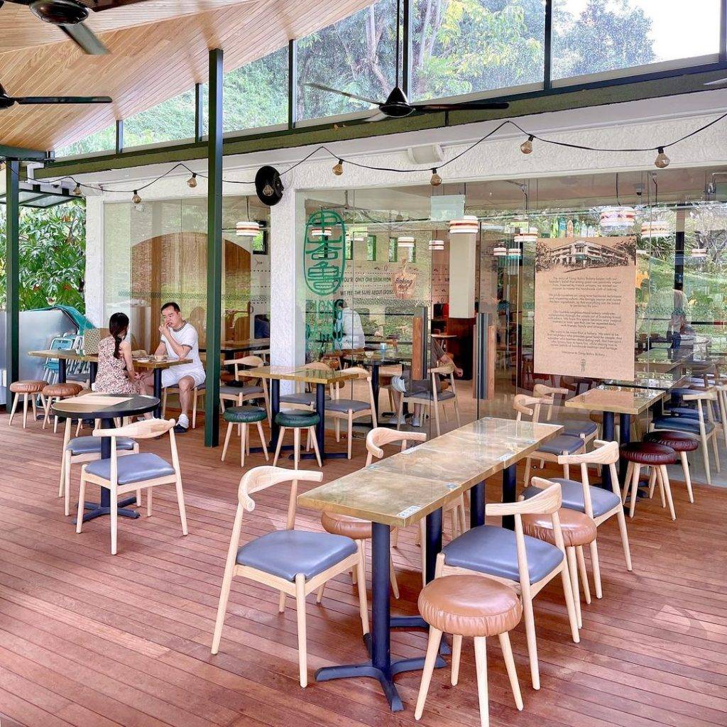 網美們出動😎Tiong Bahru Bakery Foothills第七家分店📍夏日泳池風、全店高顔值💕